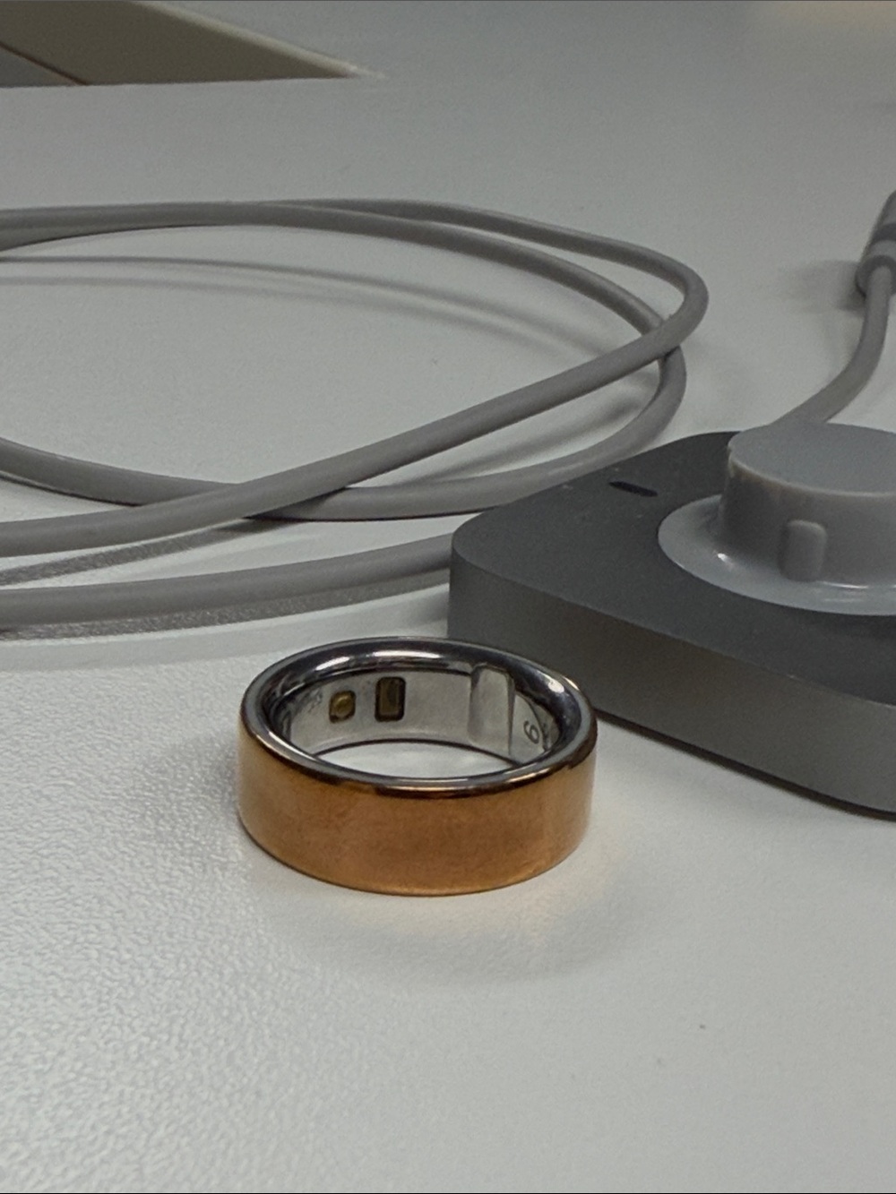Oura Smart Ring 4 in Rose Gold size 9